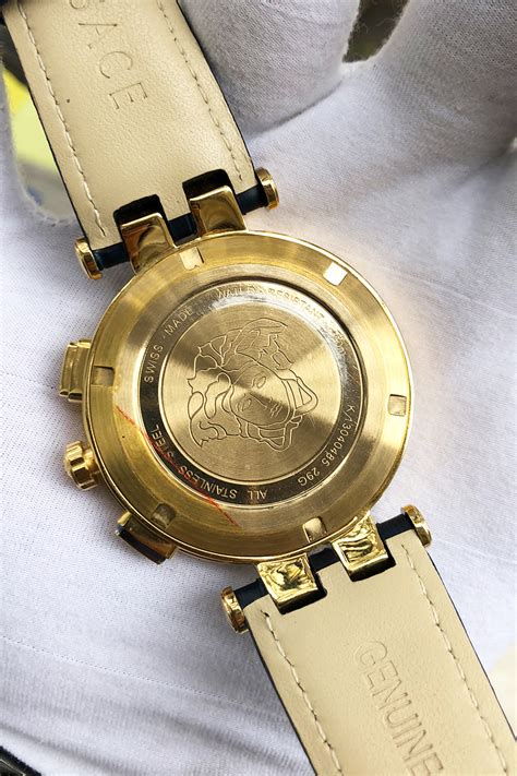 replika versace saat